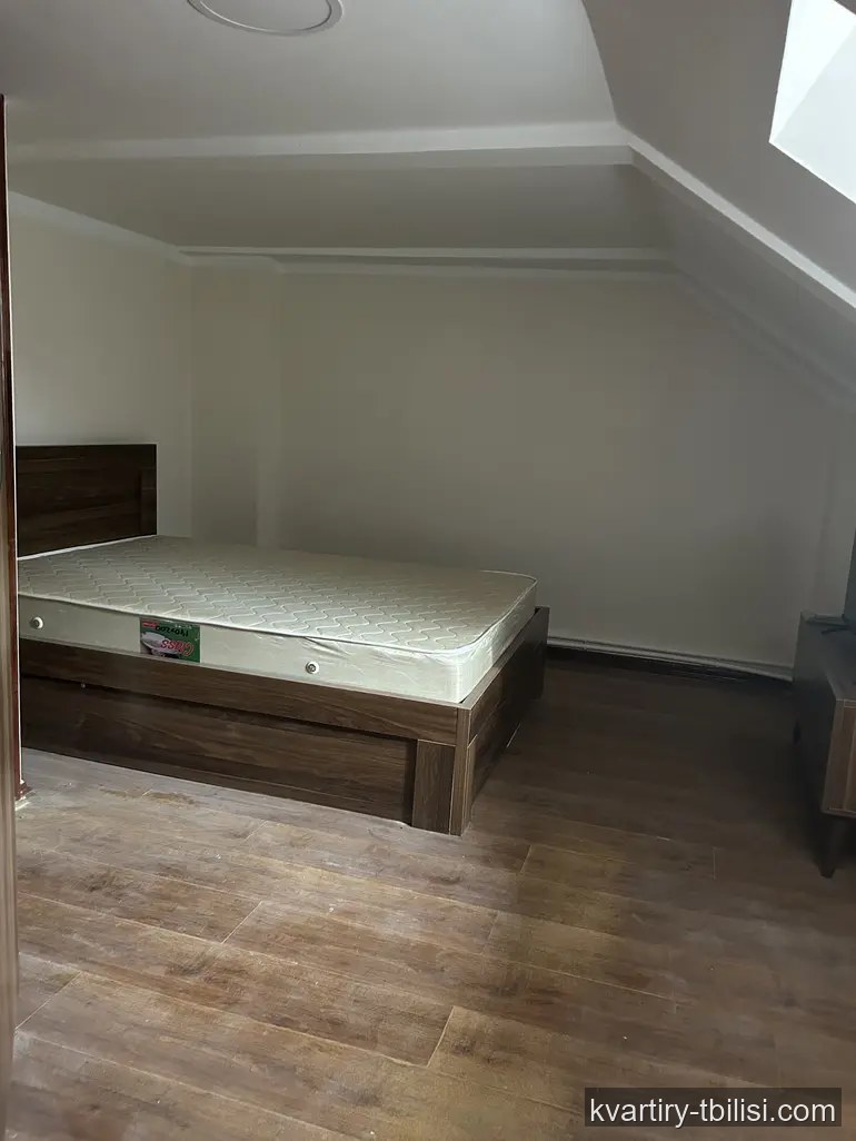3-bedroom Apartment for rent in Chugureti, Tbilisi, 125 sqm, floor 3/3 — 800 USD/month | Tbilisi Homes