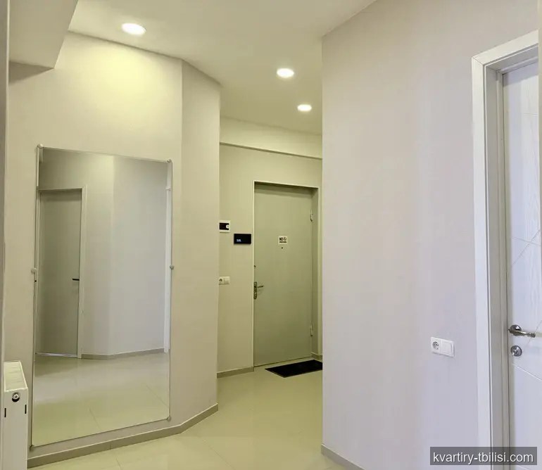 3-bedroom Apartment for rent in Chugureti, Tbilisi, 100 sqm, floor 4/11 — 1 000 USD/month | Tbilisi Homes