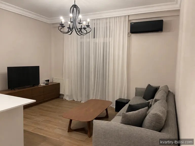 3-bedroom Apartment for rent in Chugureti, Tbilisi, 72 sqm, floor 7/7 — 1 000 USD/month | Tbilisi Homes