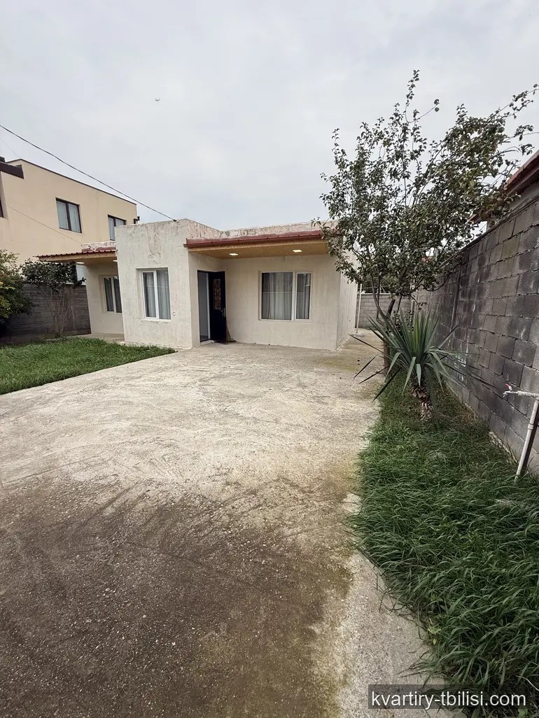 3-bedroom Apartment for rent in Chugureti, Tbilisi, 250 sqm, floor 1/1 — 700 USD/month | Tbilisi Homes