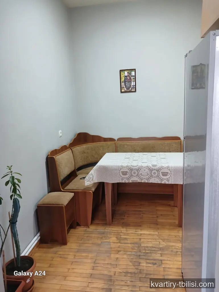 Трёхкомнатная квартира в Чугурети — 700 USD/мес | Tbilisi Homes