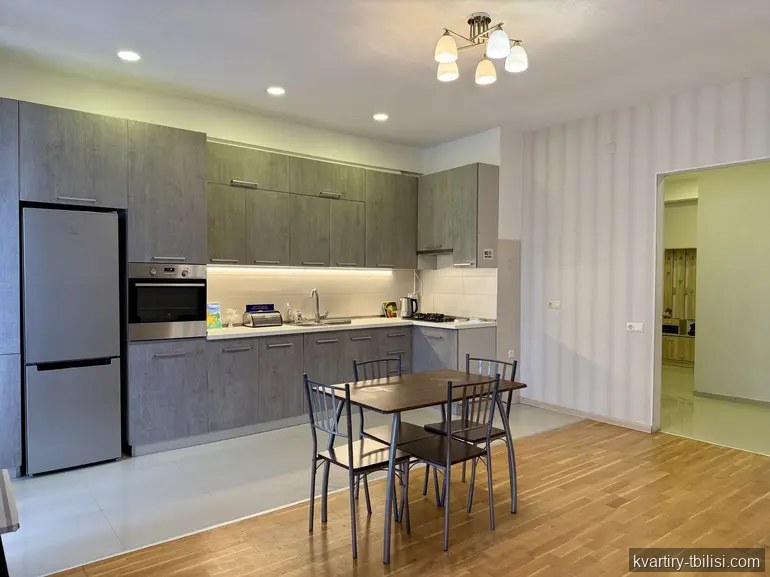 3-bedroom Apartment for rent in Chugureti, Tbilisi, 100 sqm, floor 4/11 — 1 050 USD/month | Tbilisi Homes