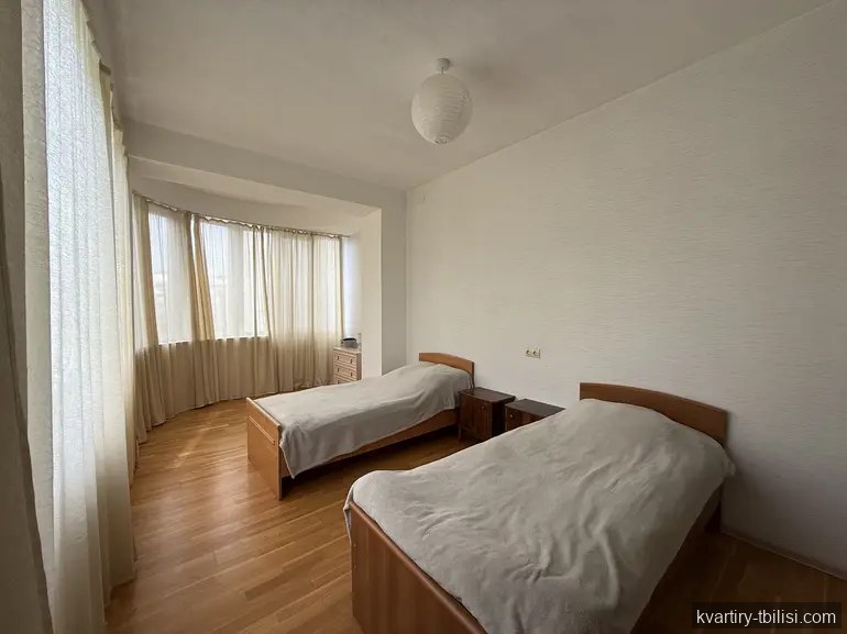 3-bedroom Apartment for rent in Chugureti, Tbilisi, 100 sqm, floor 4/11 — 1 050 USD/month | Tbilisi Homes