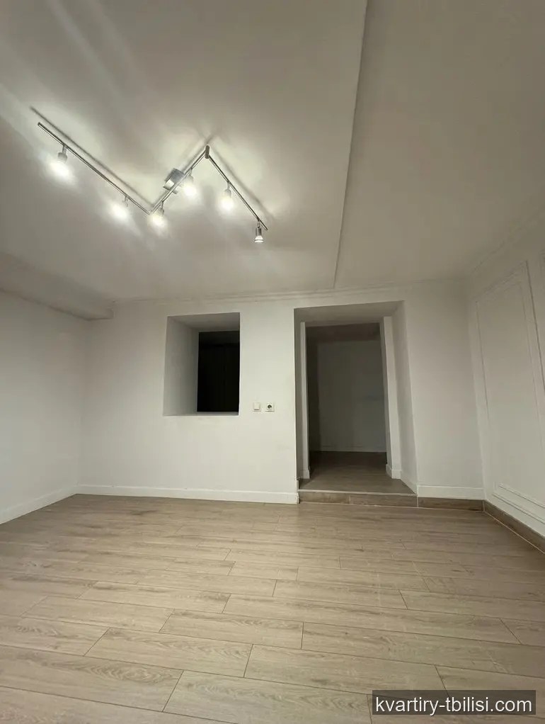 Четырёхкомнатная квартира в Чугурети — 1 000 USD/мес | Tbilisi Homes