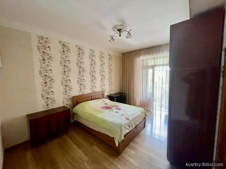 Четырёхкомнатная квартира в Чугурети — 494 USD/мес | Tbilisi Homes