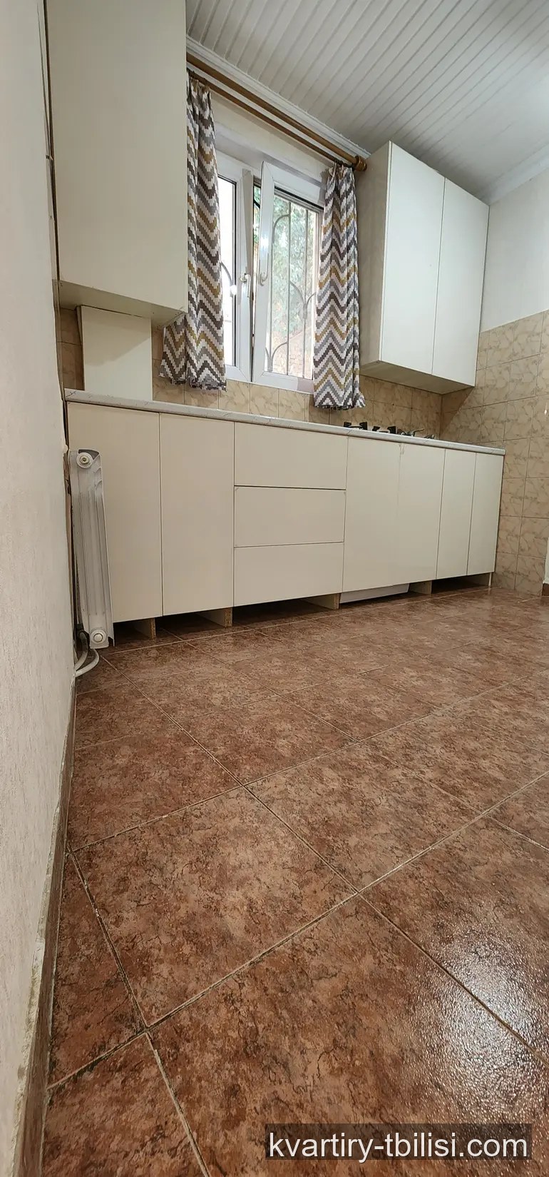 Четырёхкомнатная квартира в Чугурети — 1 146 USD/мес | Tbilisi Homes