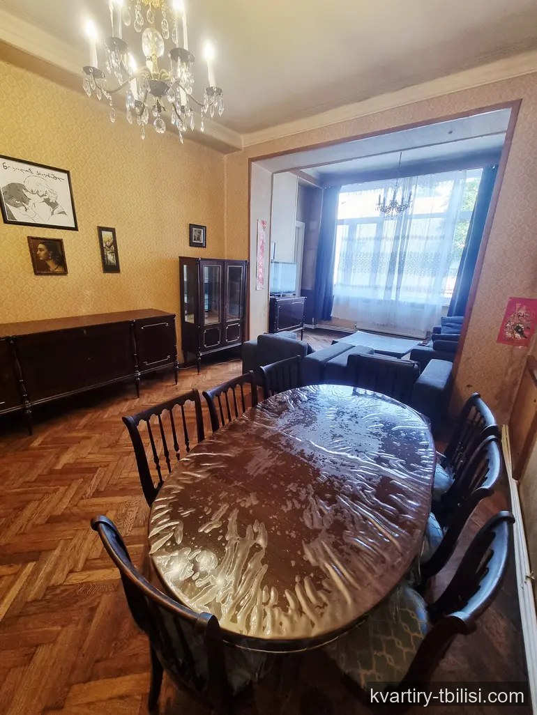 4-bedroom Apartment for rent in Chugureti, Tbilisi, 107 sqm, floor 2/5 — 800 USD/month | Tbilisi Homes