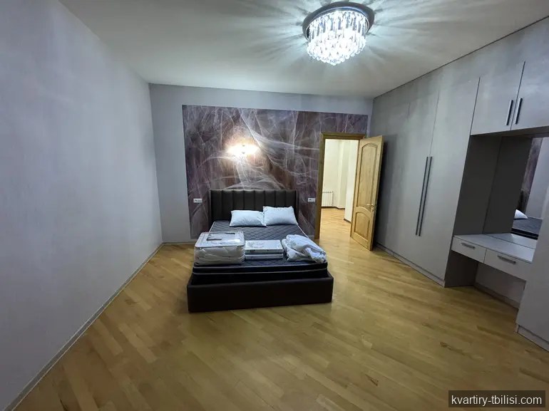 Трёхкомнатная квартира в Дидубе — 900 USD/мес | Tbilisi Homes