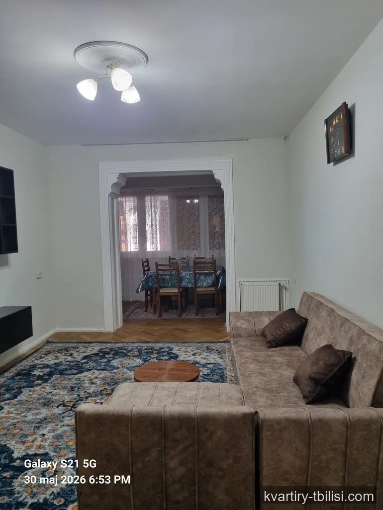 Трёхкомнатная квартира в Дидубе — 900 USD/мес | Tbilisi Homes