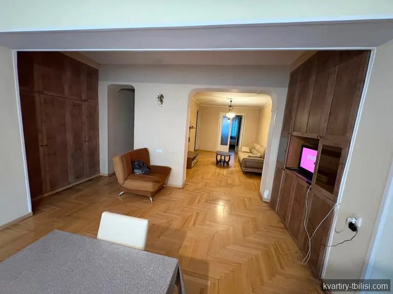Трёхкомнатная квартира в Дидубе — 686 USD/мес | Tbilisi Homes