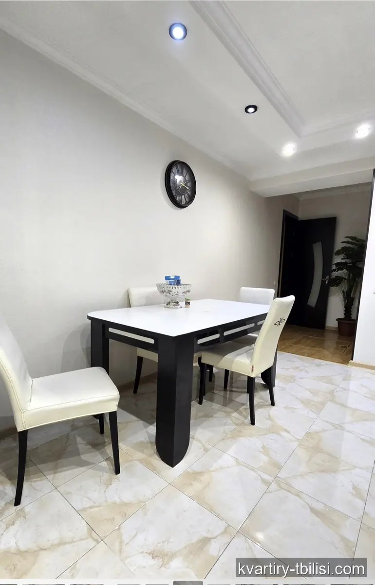 Трёхкомнатная квартира в Дидубе — 750 USD/мес | Tbilisi Homes