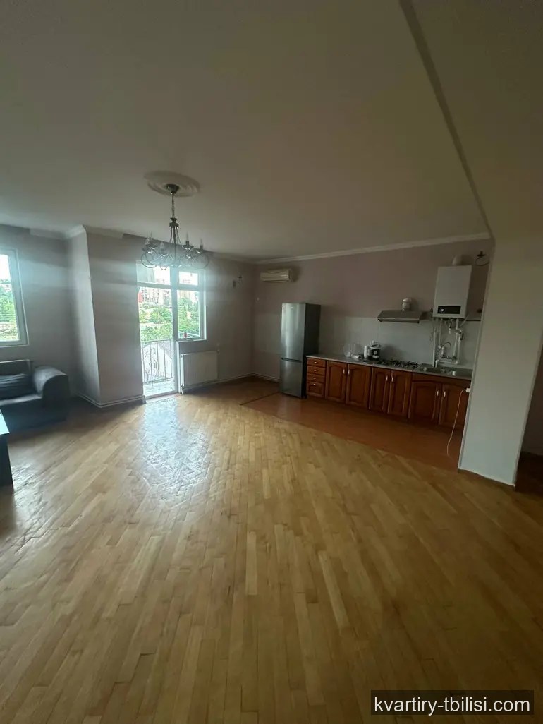 Четырёхкомнатная квартира в Дидубе — 800 USD/мес | Tbilisi Homes