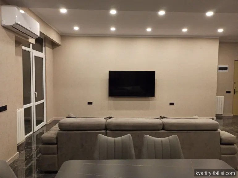 Трёхкомнатная квартира в Дигомском массиве — 950 USD/мес | Tbilisi Homes