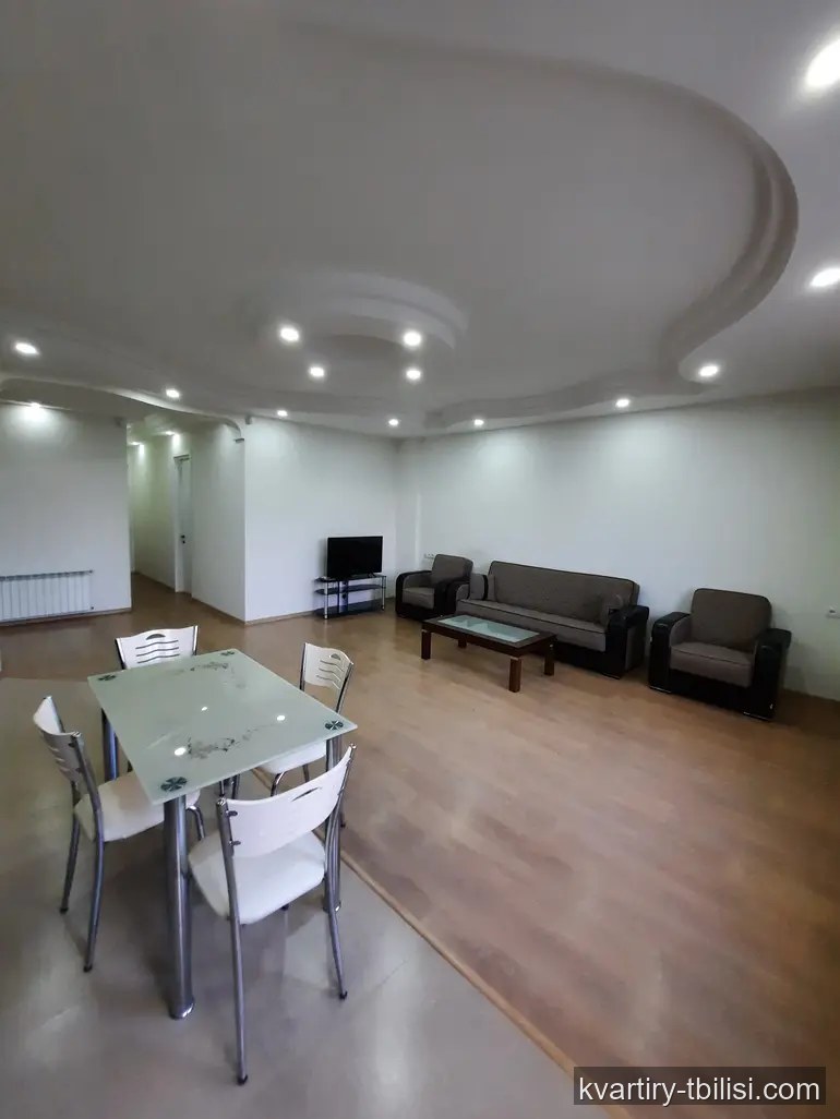 Трёхкомнатная квартира в Дигомском массиве — 650 USD/мес | Tbilisi Homes