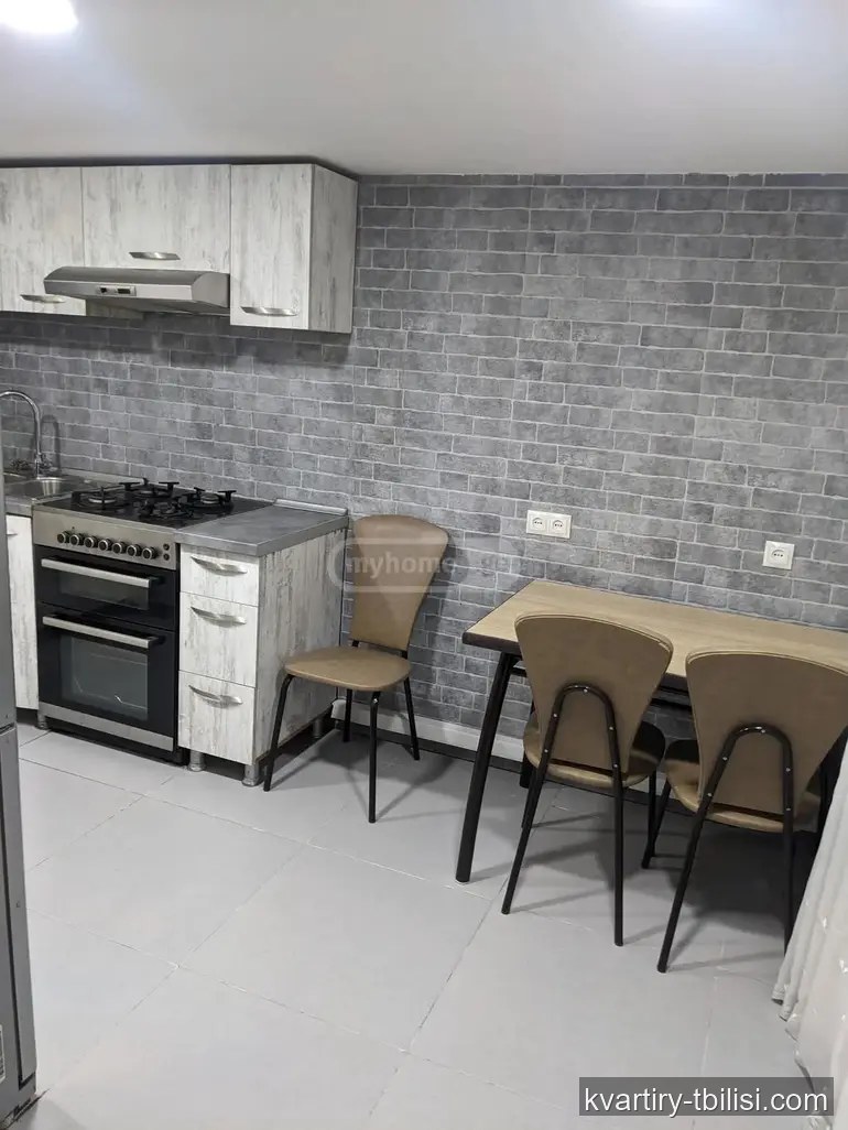 5-комнатная квартира в Дигомском массиве — 850 USD/мес | Tbilisi Homes