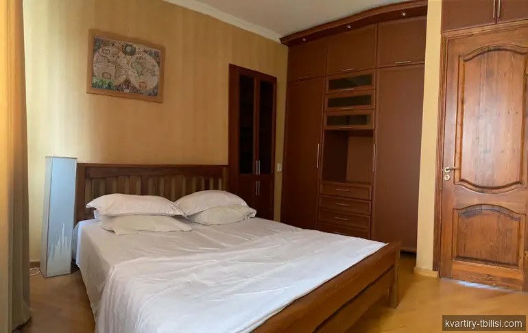 Четырёхкомнатная квартира в Исани — 1 000 USD/мес | Tbilisi Homes