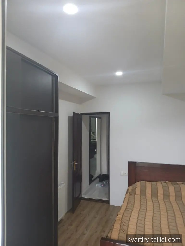 5-комнатная квартира в Кукиа — 550 USD/мес | Tbilisi Homes