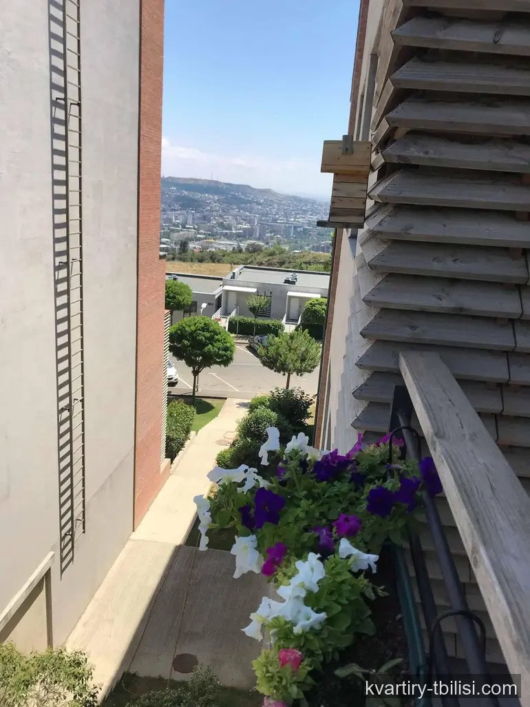 3-bedroom Apartment for rent in Lisi, Tbilisi, 110 sqm, floor 3/4 — 2 000 USD/month | Tbilisi Homes