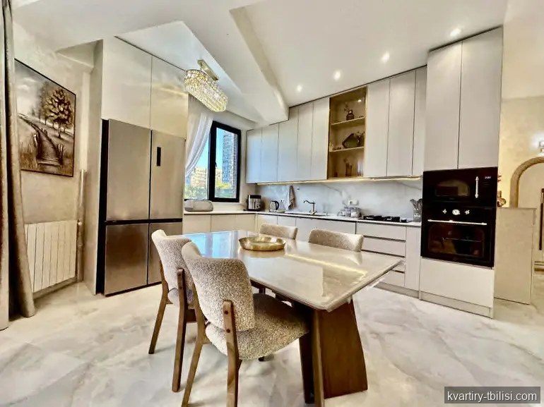 Четырёхкомнатная квартира в Лиси — 1 600 USD/мес | Tbilisi Homes
