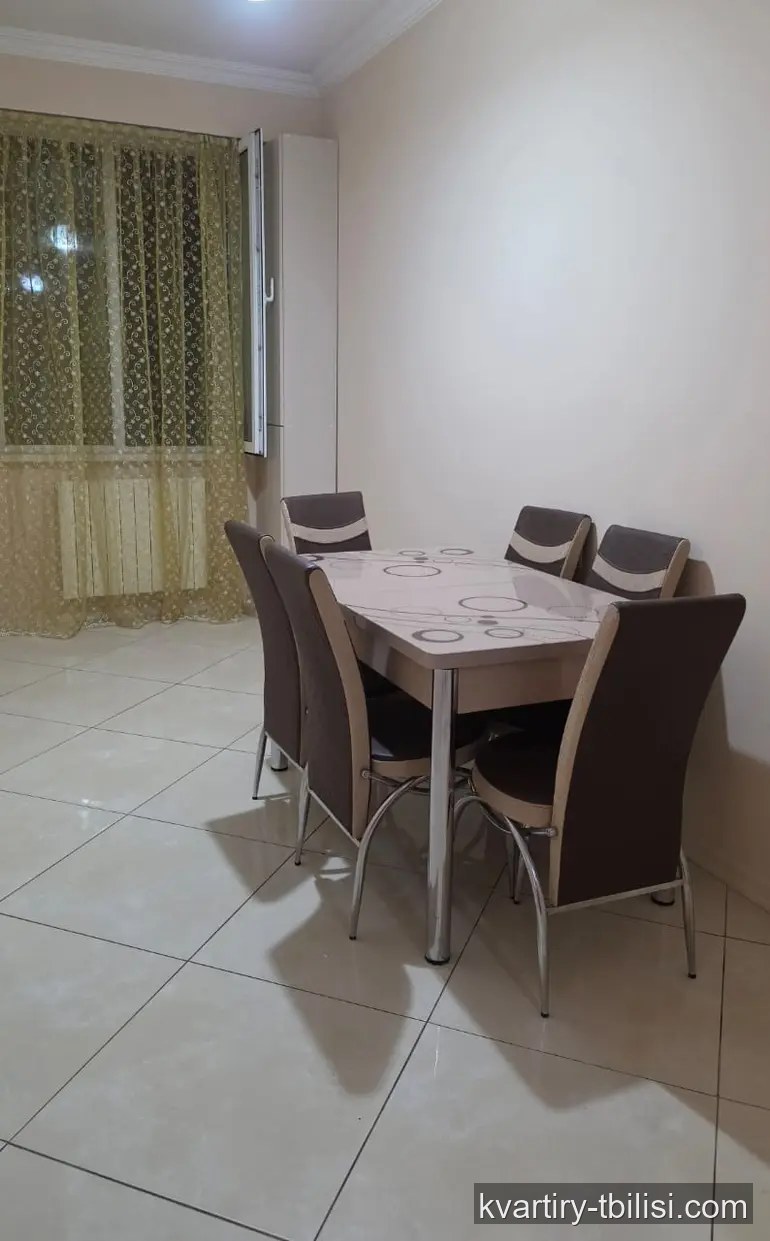 Трёхкомнатная квартира на Московском проспекте — 650 USD/мес | Tbilisi Homes