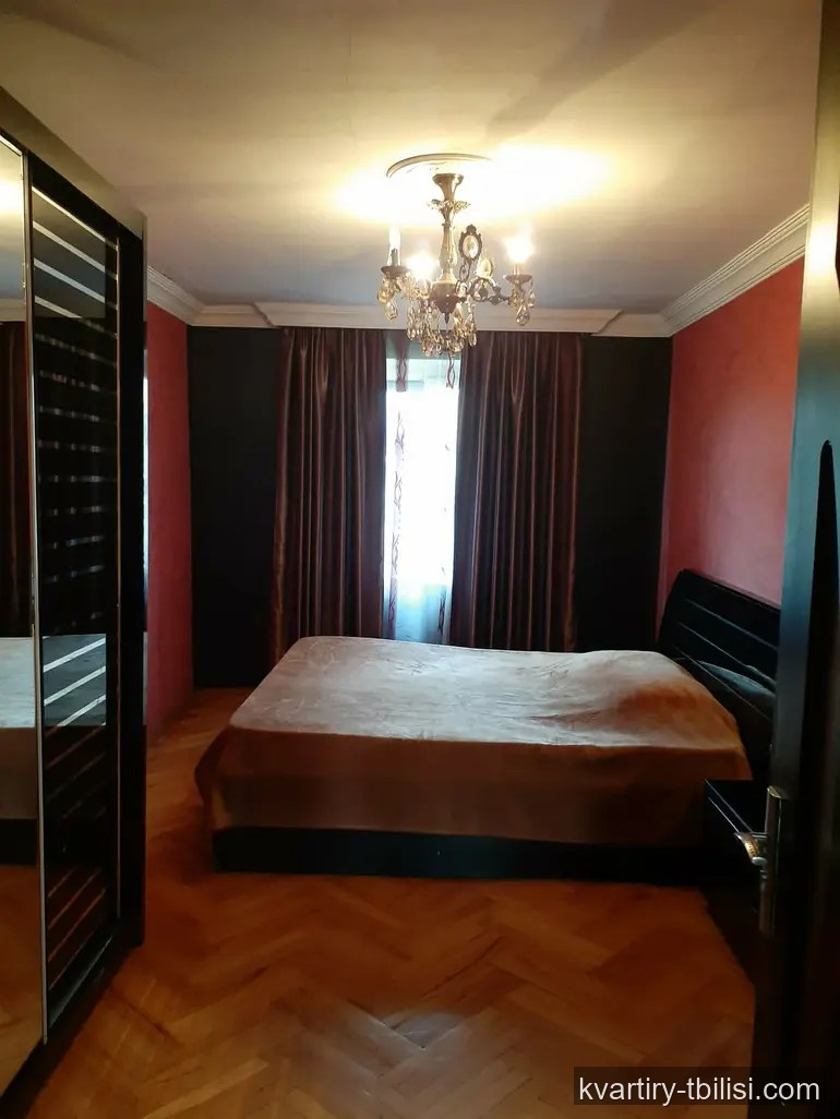 Трёхкомнатная квартира на Московском проспекте — 459 USD/мес | Tbilisi Homes