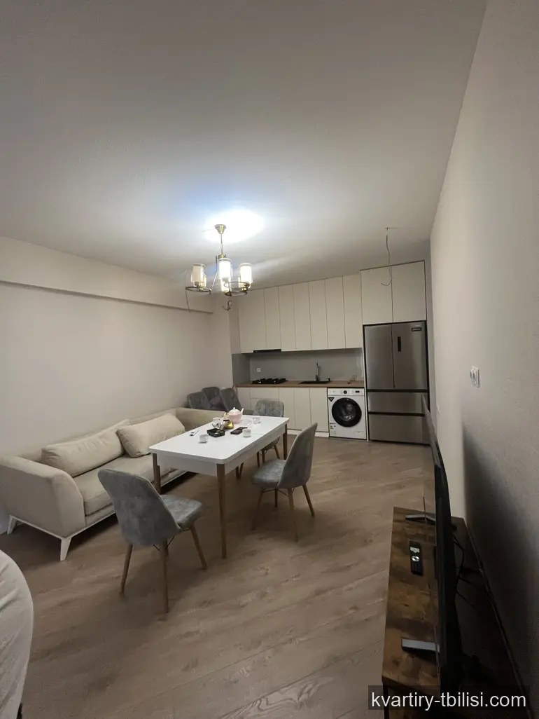 Трёхкомнатная квартира на Московском проспекте — 700 USD/мес | Tbilisi Homes