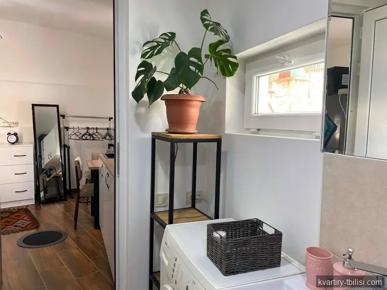 Однокомнатная квартира на Мтацминде — 450 USD/мес | Tbilisi Homes
