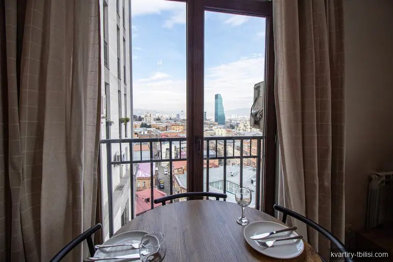 1-bedroom Apartment for rent in Mtatsminda, Tbilisi, 40 sqm, floor 9/13 — 1 600 USD/month | Tbilisi Homes