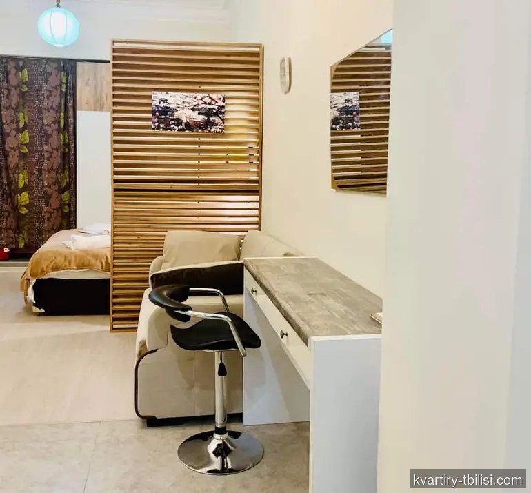 1-bedroom Apartment for rent in Mtatsminda, Tbilisi, 35 sqm, floor 1/2 — 491 USD/month | Tbilisi Homes