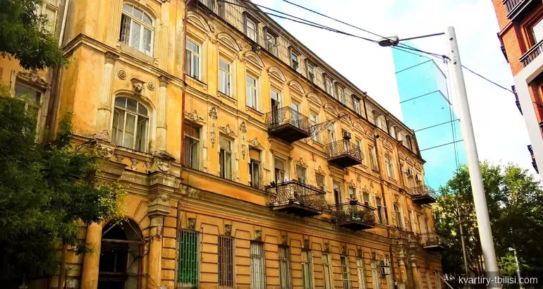Однокомнатная квартира на Мтацминде — 569 USD/мес | Tbilisi Homes