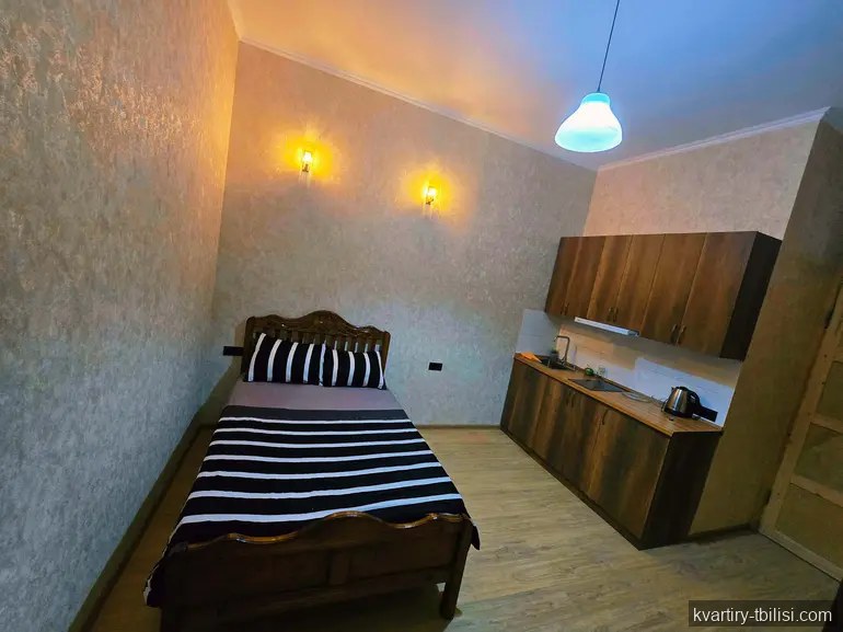 Однокомнатная квартира на Мтацминде — 569 USD/мес | Tbilisi Homes