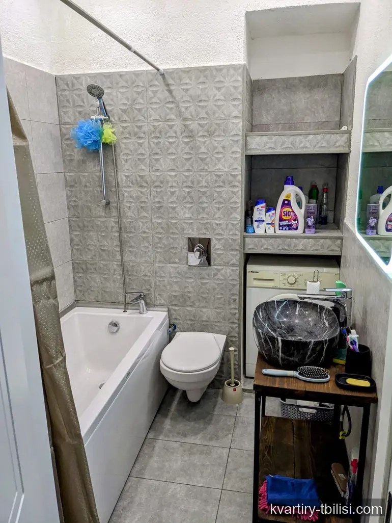Двухкомнатная квартира на Мтацминде — 500 USD/мес | Tbilisi Homes