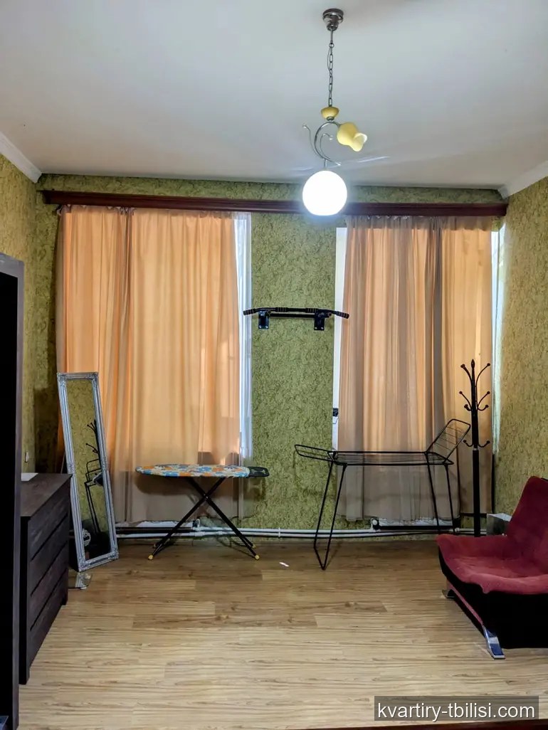 Двухкомнатная квартира на Мтацминде — 500 USD/мес | Tbilisi Homes