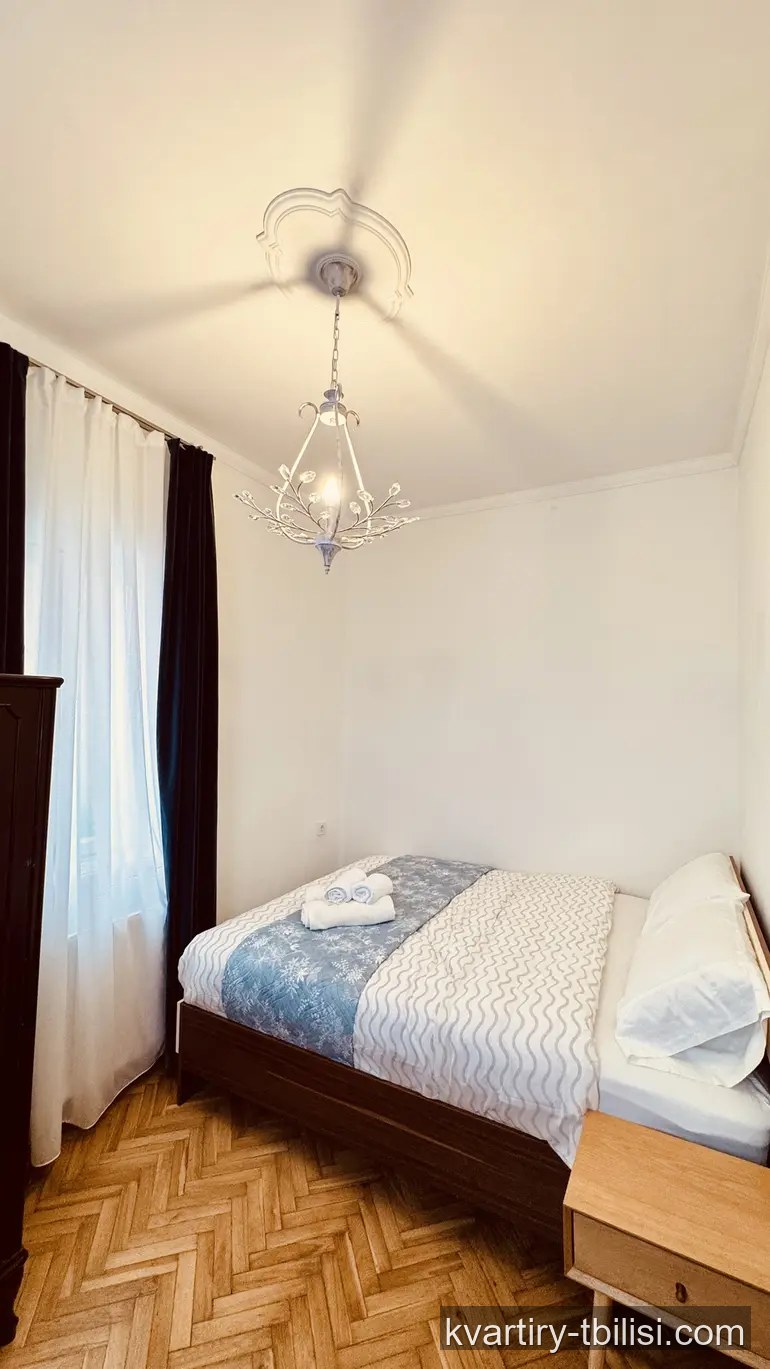 2-bedroom Apartment for rent in Mtatsminda, Tbilisi, 40 sqm, floor 2/2 — 500 USD/month | Tbilisi Homes