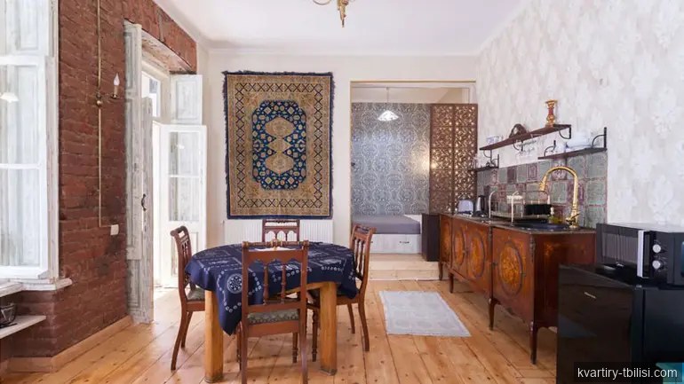 2-bedroom Apartment for rent in Mtatsminda, Tbilisi, 60 sqm, floor 3/3 — 850 USD/month | Tbilisi Homes