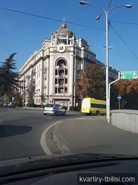 Двухкомнатная квартира на Мтацминде — 650 USD/мес | Tbilisi Homes