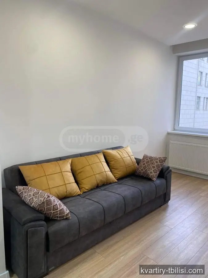 Двухкомнатная квартира на Мтацминде — 700 USD/мес | Tbilisi Homes