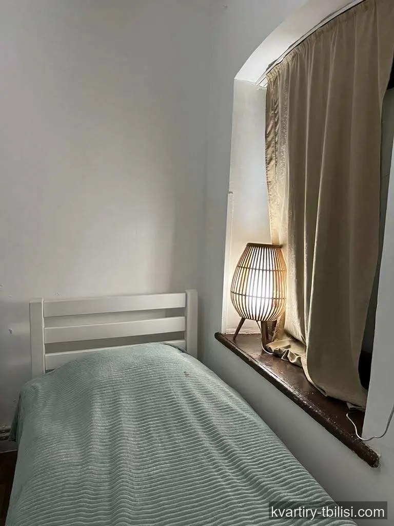 Двухкомнатная квартира на Мтацминде — 450 USD/мес | Tbilisi Homes