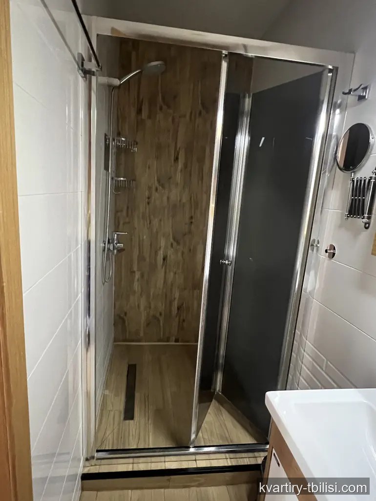 Двухкомнатная квартира на Мтацминде — 900 USD/мес | Tbilisi Homes