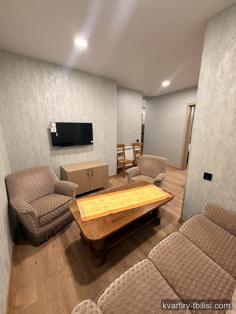 Двухкомнатная квартира на Мтацминде — 650 USD/мес | Tbilisi Homes