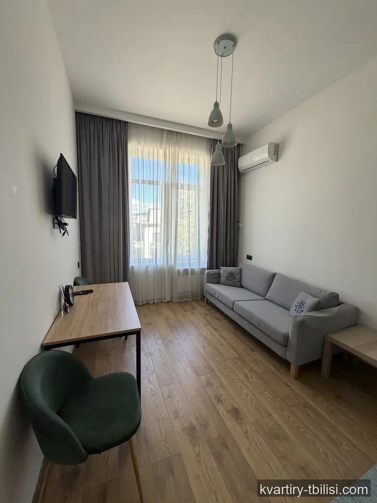 Двухкомнатная квартира на Мтацминде — 800 USD/мес | Tbilisi Homes