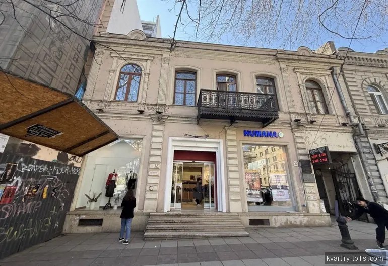 Двухкомнатная квартира на Мтацминде — 1 000 USD/мес | Tbilisi Homes