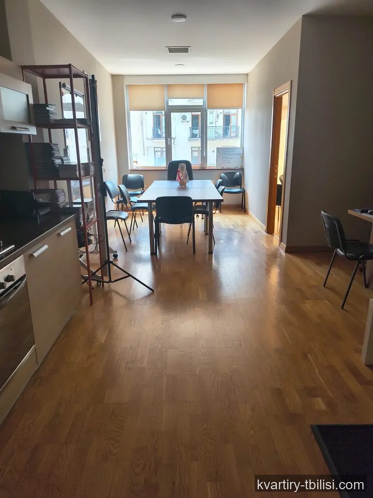 Двухкомнатная квартира на Мтацминде — 900 USD/мес | Tbilisi Homes