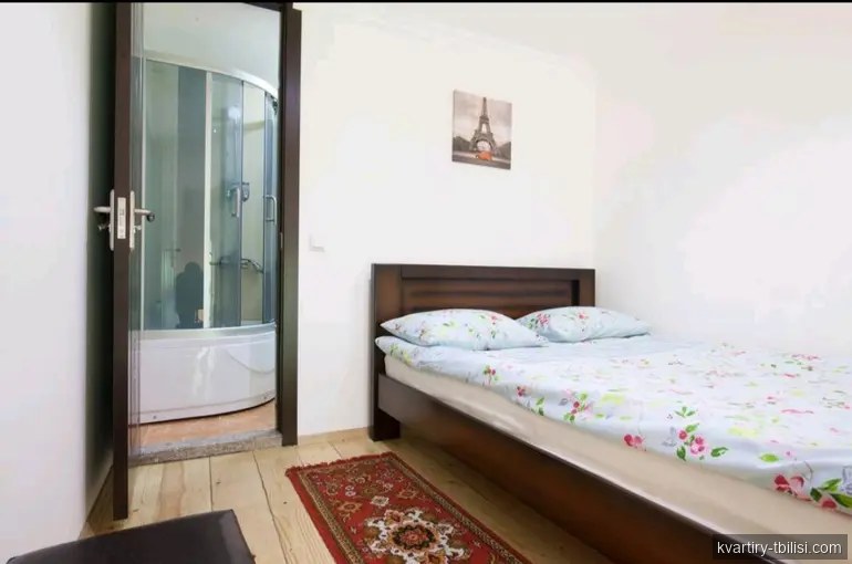 2-bedroom Apartment for rent in Mtatsminda, Tbilisi, 36 sqm, floor 2/2 — 550 USD/month | Tbilisi Homes