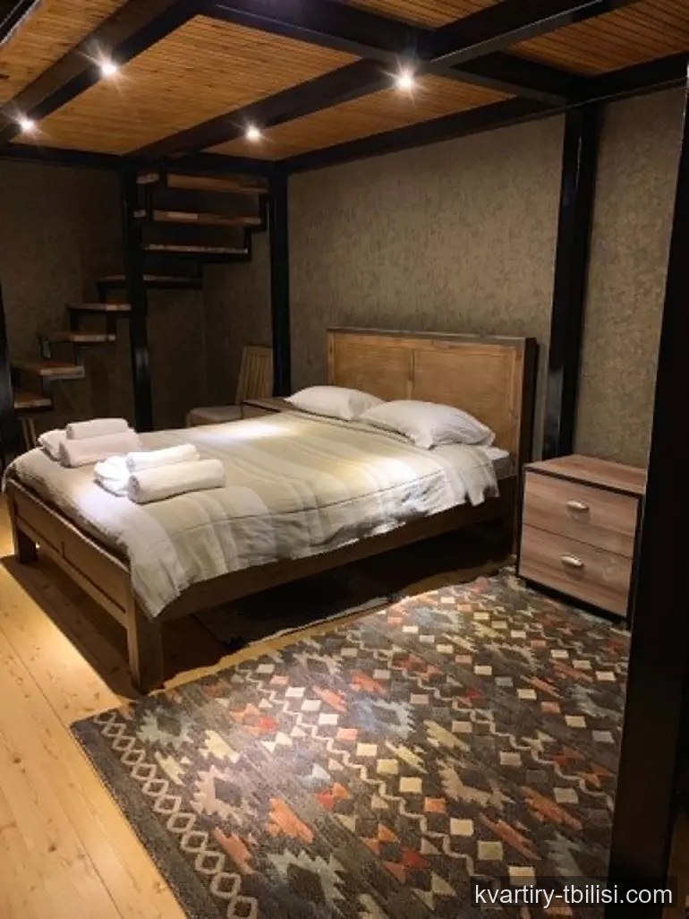 2-bedroom Apartment for rent in Mtatsminda, Tbilisi, 85 sqm, floor 3/3 — 1 200 USD/month | Tbilisi Homes