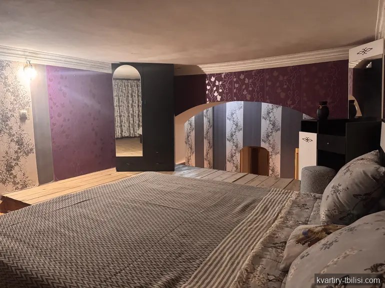 Двухкомнатная квартира на Мтацминде — 550 USD/мес | Tbilisi Homes