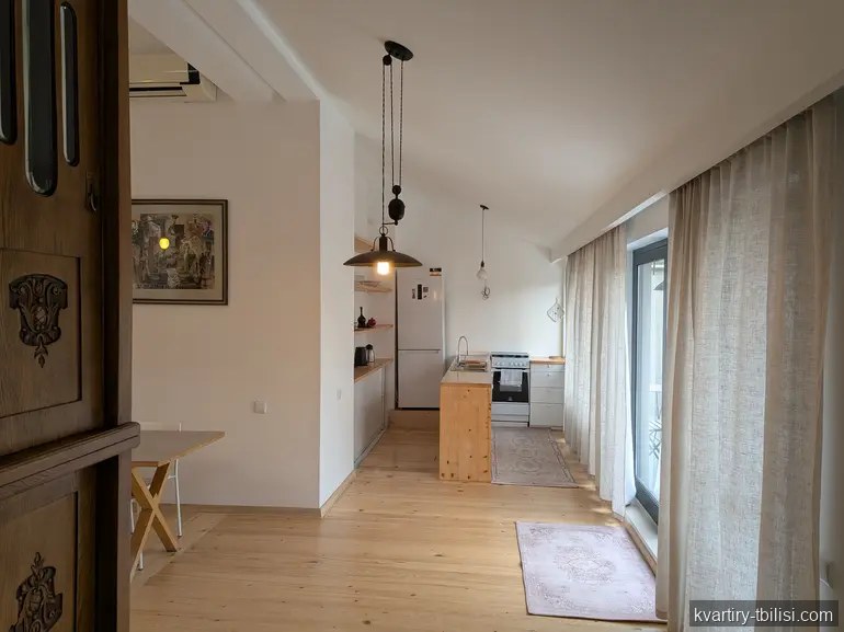 3-bedroom Apartment for rent in Mtatsminda, Tbilisi, 130 sqm, floor 3/3 — 1 550 USD/month | Tbilisi Homes