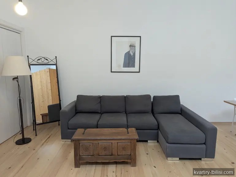 3-bedroom Apartment for rent in Mtatsminda, Tbilisi, 130 sqm, floor 3/3 — 1 550 USD/month | Tbilisi Homes