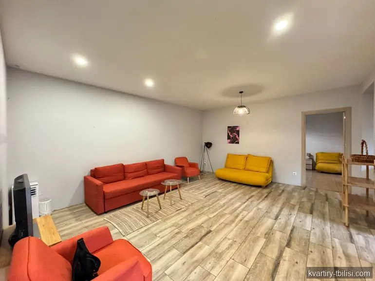 3-bedroom Apartment for rent in Mtatsminda, Tbilisi, 85 sqm, floor 1/2 — 1 050 USD/month | Tbilisi Homes