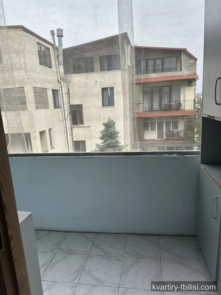 Трёхкомнатная квартира на Мтацминде — 1 000 USD/мес | Tbilisi Homes